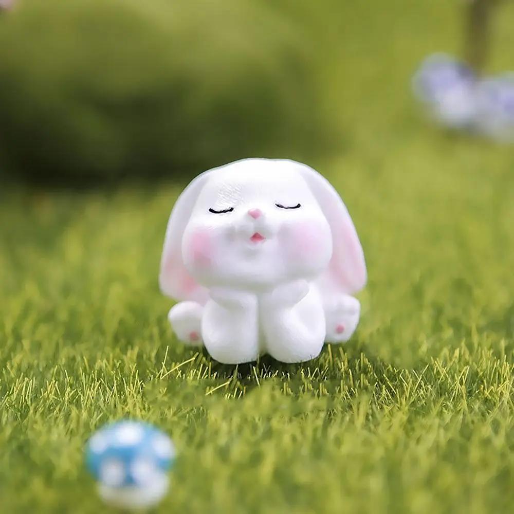 Cartoon Mini Miniature Rabbit Figurine Carrot Bunny Statue Miniature Resin Hare Micro Landscape Easter Dollhouse Decoration