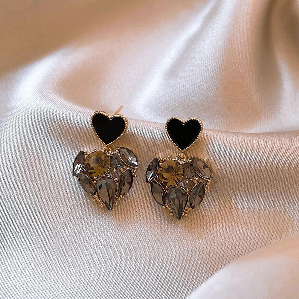 Pearl Earrings Fashion Temperament Elegant Celebrity Style Stud Earrings