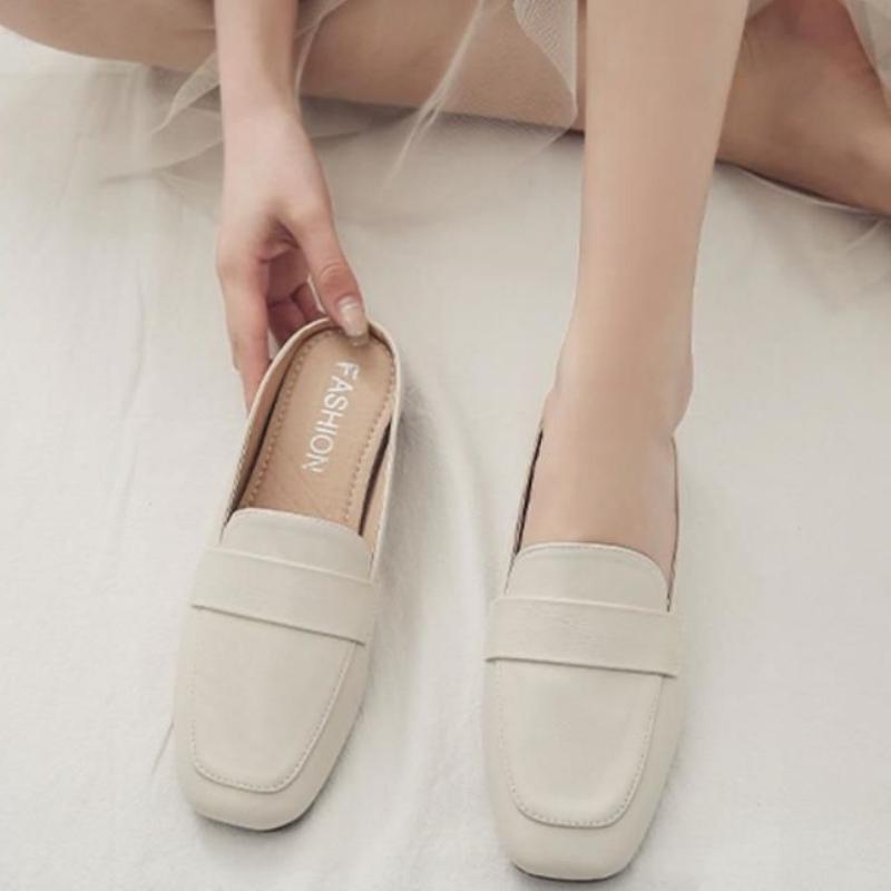 Fashion Women Lightweight Slippers Casual Designer Shoes Fashion Slip-on Sandals Lazy Soft Sole Flat Slippers New Summer Slides Women