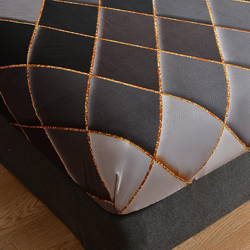 Plaid Print Fitted Bedsheet Soft Bed Cover Elastic Bed Sheets Simple Style Mattress Protector (No Pillowcase)