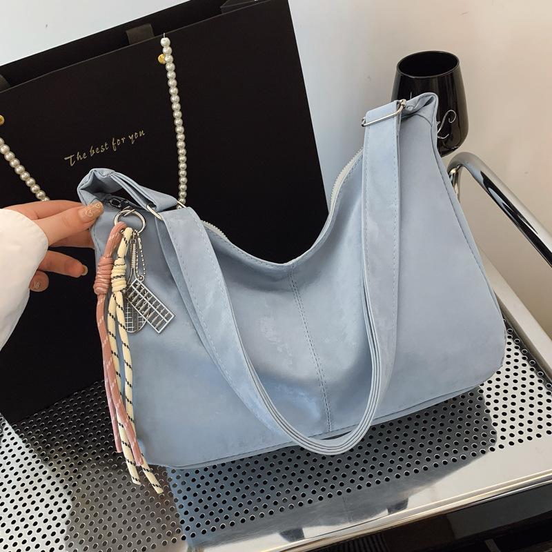 

Casual Solid Color Women Soft Pu Shoulder Bag Commuter Large Capacity Ladies Crossbody Bags Simple Female Purse Handbags Tote pendant синій