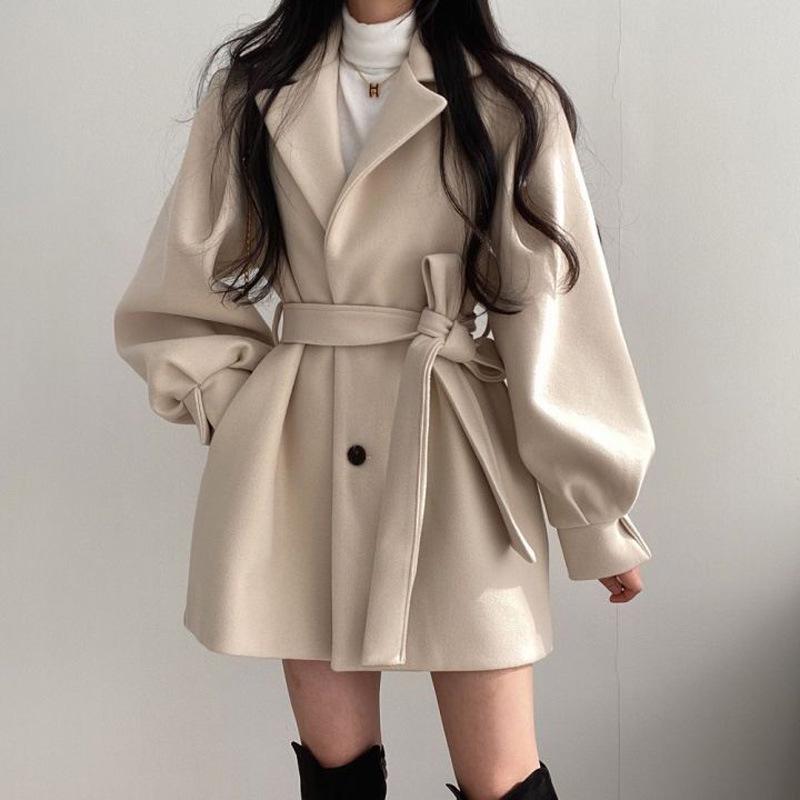 "Hepburn Style Women's Wool Coat: Korean Autumn/Winter, Strap Design, Suit Collar, Medium-Long"