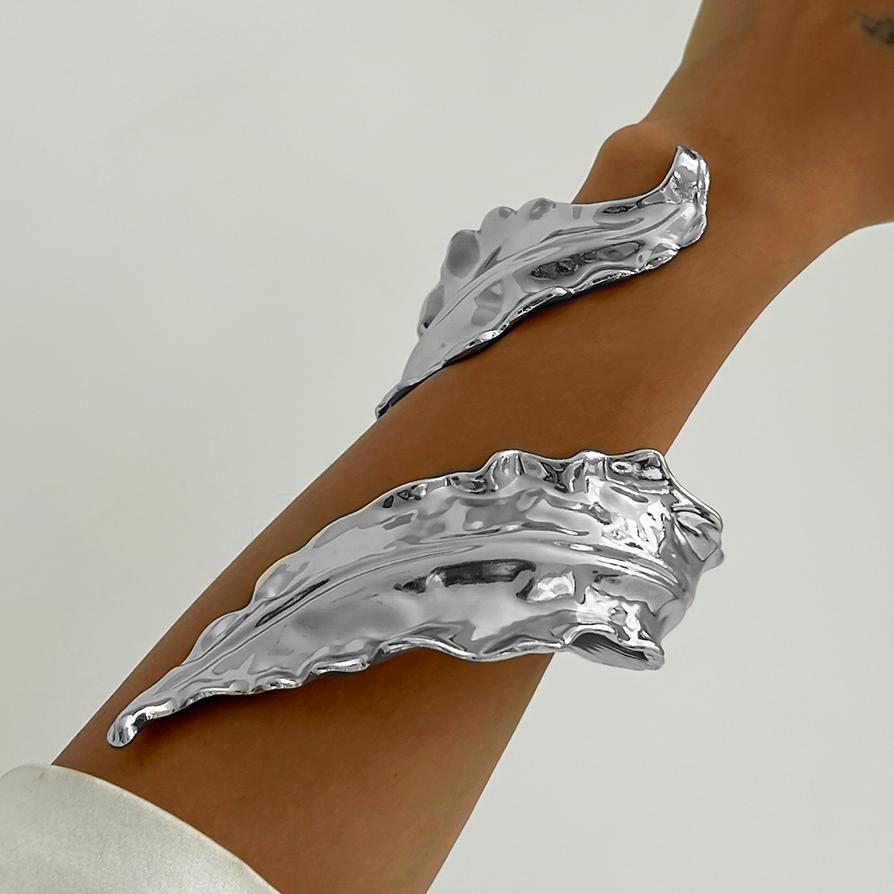 Ingemark Luxury Gold Color Metal Leaves Cuff Bangles for WomenExaggerated Punk Geometric Wrap Bangle Party Grunge Men Jewelry