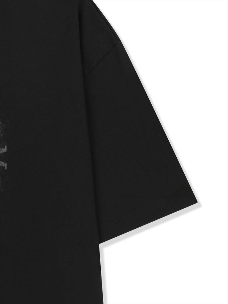 [Matinkim] Circle Logo Top for Men In Black