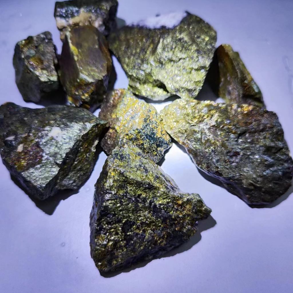 Natural Home Decoration Chalcopyrite Stone Copper Ore a Trace of Gold and Silver Mineral Specimens Teaching Experiment Ore Crystal