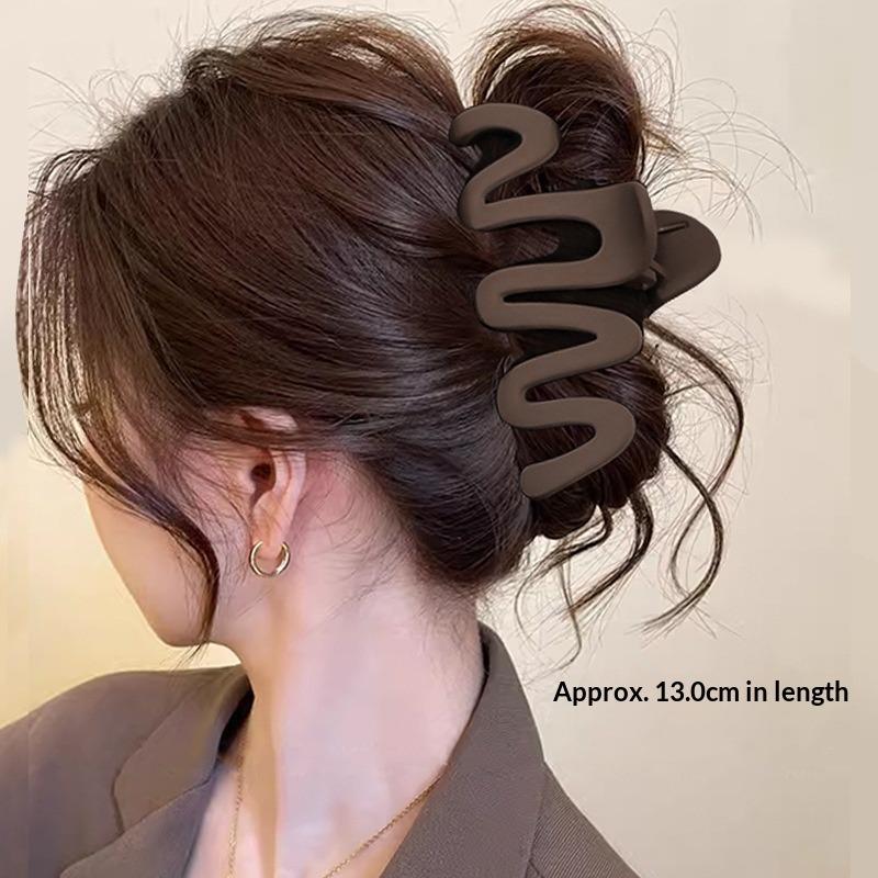 

Stylish Coffee-colored Frosted Hair Clip for Women, High-end Updo Hair Clip, Shark Clip Headband.
