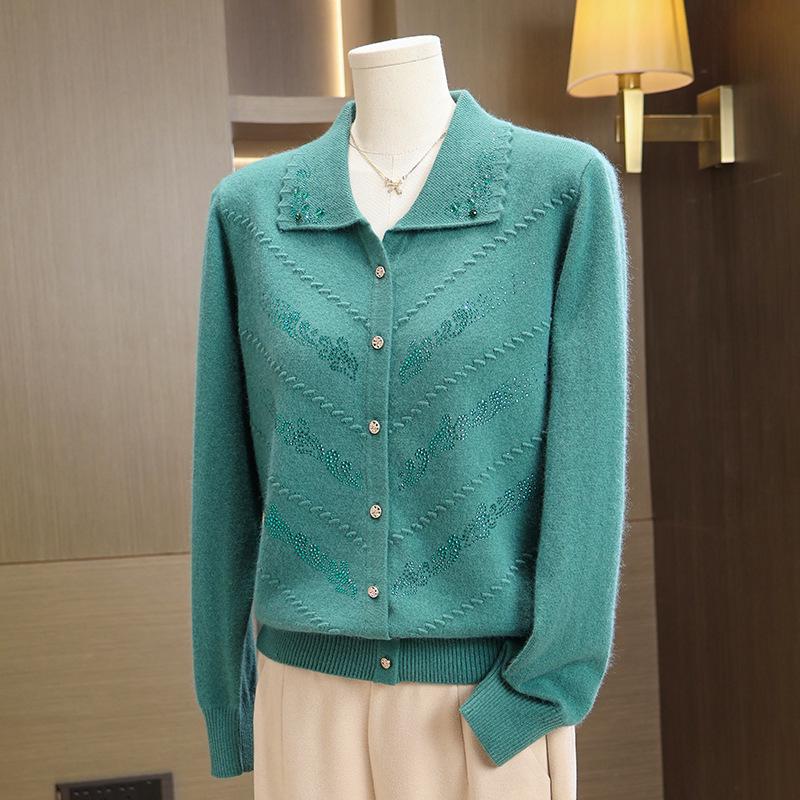 Elderly Women's Pure Wool Knitted Cardigan, Loose Plus Size Outerwear for Spring and Autumn