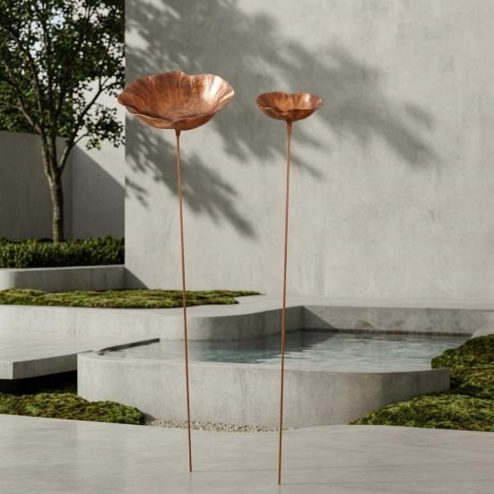 Rusty Flower Bird Bath Garden Stake Outdoor Bird Feeder with Stake Metal Flower Yard Art Stake Water Feeder for Birds Bees Butterflies