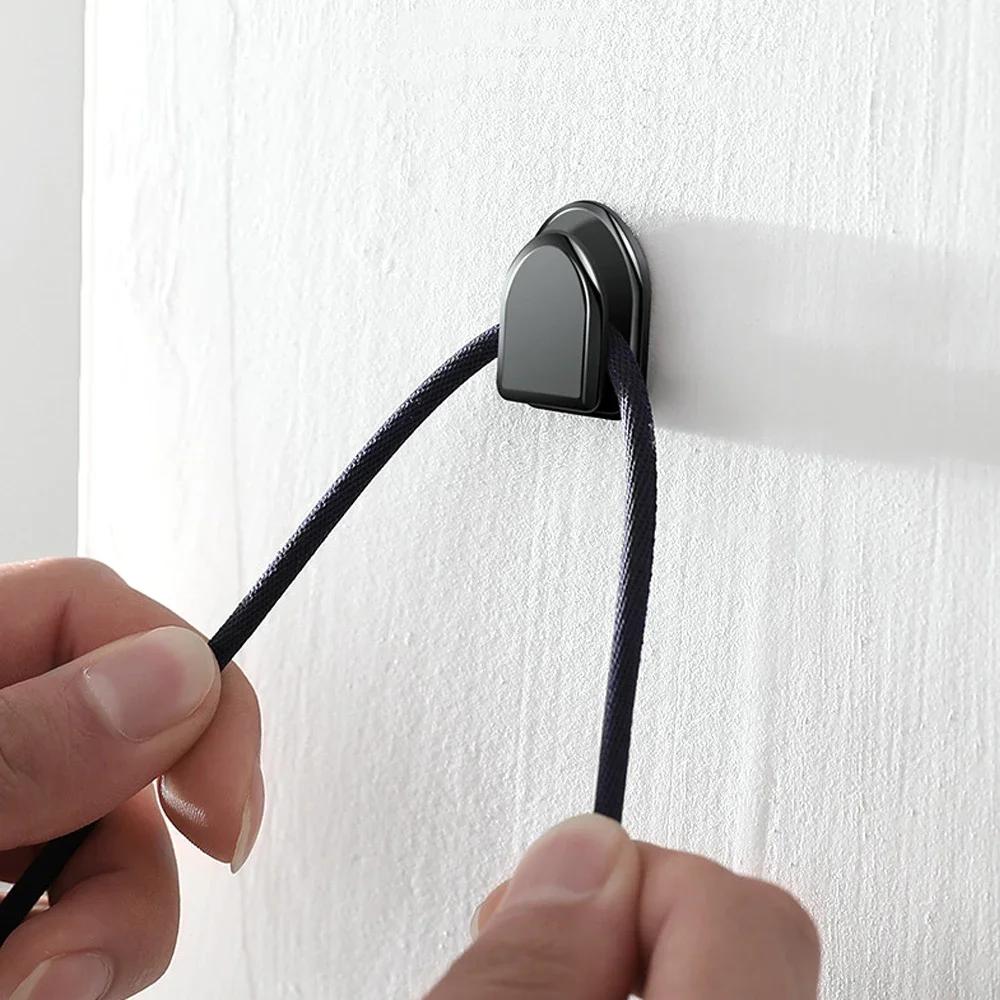 Black Mini Car Hooks Plastic Self Adhesive Invisible Storage Hooks for USB Cable Headphones Key Bag Locker Automotive Accessory