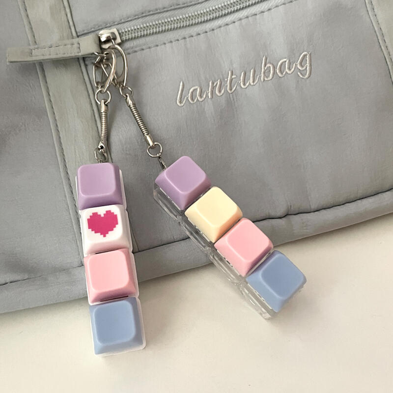 Keyboard keyring keycap keyring mechanical blue switch click keychain