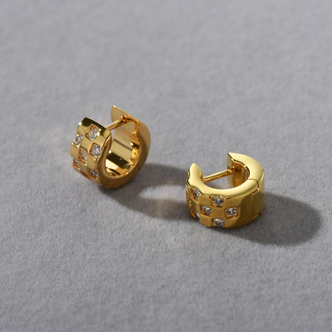 Niche Copper Plated 18K Real Gold, Unique Personality Hollow Cowhide Woven Stud Earrings, Temperament Earrings