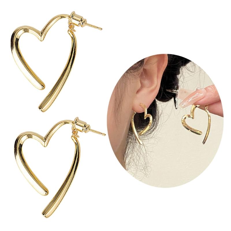 Stylish Heart Shaped Earrings Alloy Material Ear Studs Heart Ear Pendant Trendy Dangle Earring for Fashion Forward Women