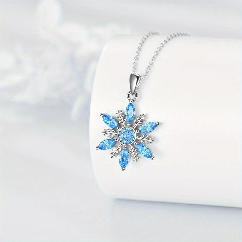 Creative Shiny Snowflake Pendant Necklace, Exquisite Pendant Necklace For Men