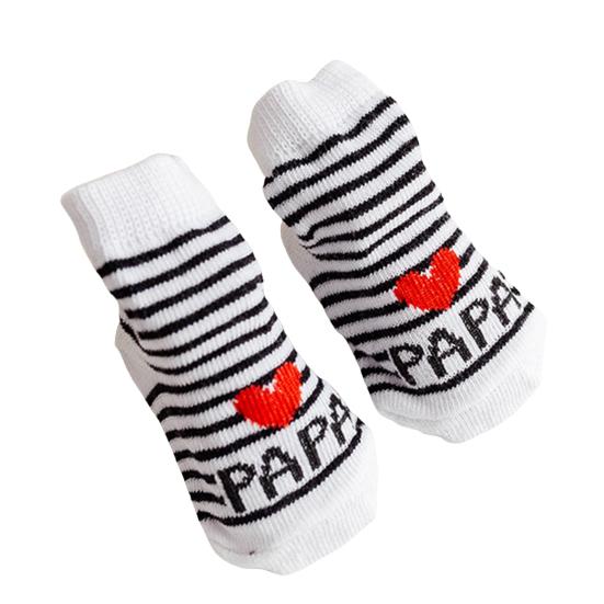 1 Pair Baby Socks with "I Love Dad/Mom" Pattern Cotton Striped Socks for Newborns 0-6 Months Cute Shower Gift & Daily Wear