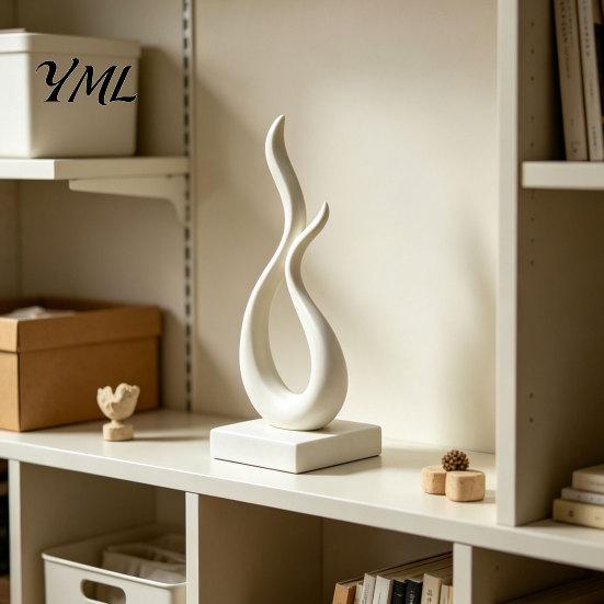 Modern Abstract Flame Sculpture Sculpture, 3D Printed Minimalist Art Statue with Square Base, Contemporary Desk Decorations Elegant Curved Figurine