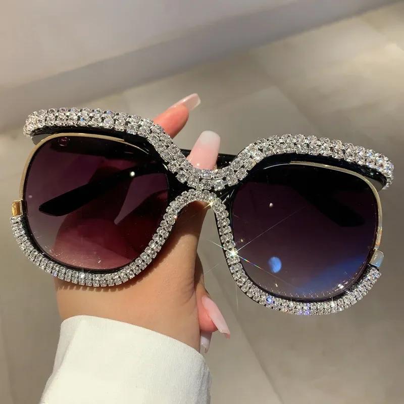 

New Style Large Frame Personalized Diamond Sunglasses Girls Street Show Decoration Sunglasses Luxury Uv400 Sun Shades Goggles as picture