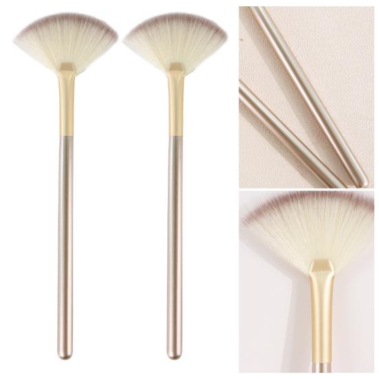 Yousheng 1/2/3/4/5Pcs Facial Fan Brush with Wooden Handle Women Makeup Brush Soft Fluffy Bristles Esthetician Facial Mud Clay Applicator Brush Tools