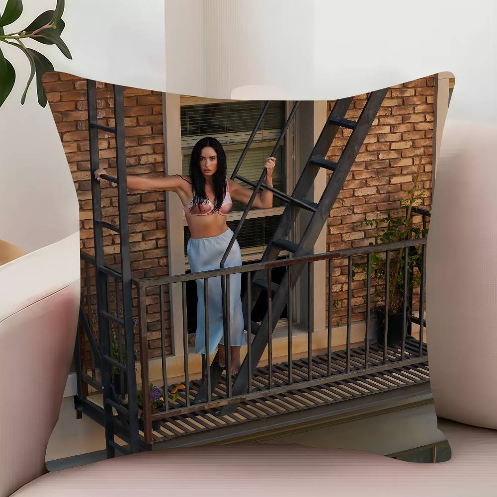 

D-Demi Lovato Its Not That Deep Pillow Case Decor Protective Covers Comfortable soft for Sofa Living Room Home office 12x12Inch