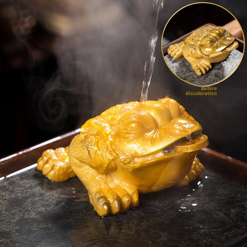 Color Changing Golden Toad Tea Pet Ornament,Lucky Chinese Tea Play Purple Clay Table Decoration, Kung Fu Tea Set Accessories