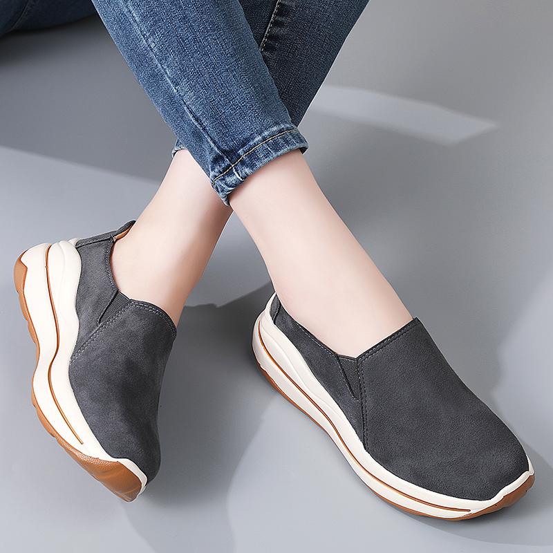Women's Platform Loafers Moccasins Casual Slip on Thick Sole Height Increase Shake Shoes for Mother Plus Size