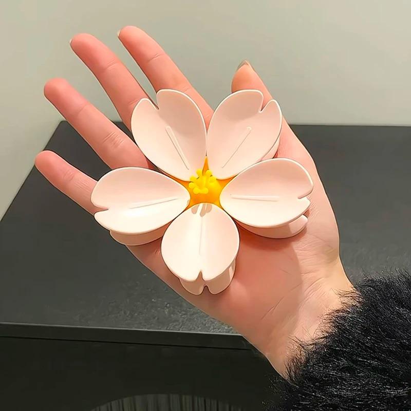 Moisture-proof Sakura Magnetic Clip Cute Style Snack Storage Sakura Sealing Clip Food Preservation Fridge Magnet