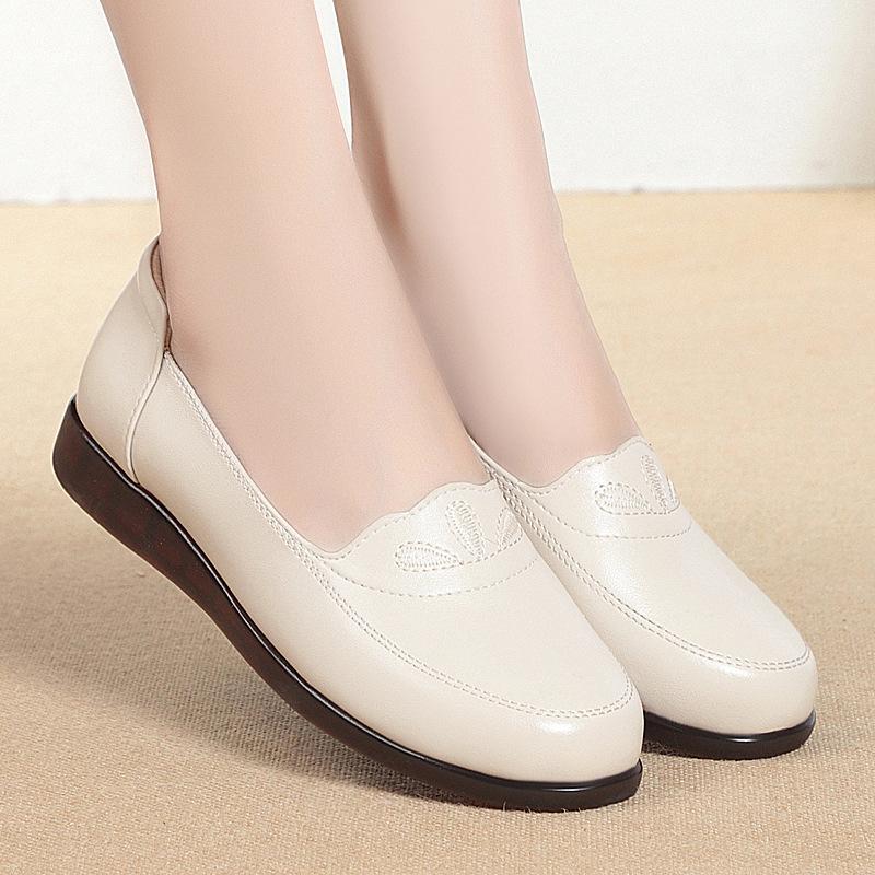 Spring and Autumn Genuine Leather Rubber Sole Soft Sole Middle-aged and Elderly Shoes Flat Leather Shoes Women's Shoes