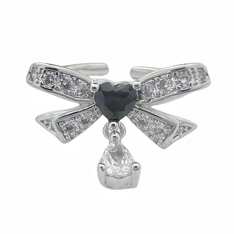 New Butterfly Pendant, Water Drop Diamond Lace Edge, High-End Niche Design, Light Luxury Open Ring, Personalized Ring, Woman.