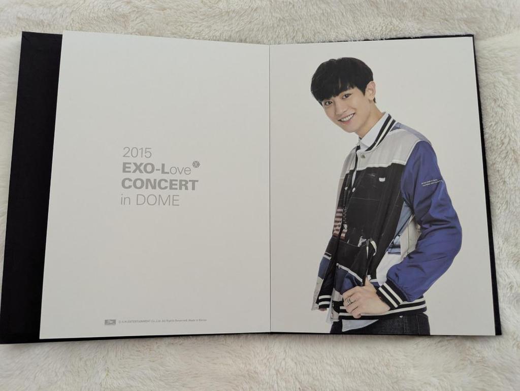 [USED] 2015 EXO-Love Concert in Dome Postcard Book