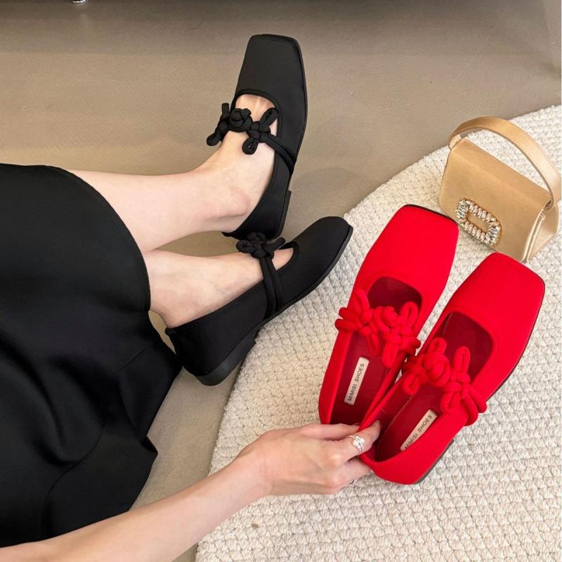 National style new Chinese style French inner height increase single shoes women's 2025 spring red Chinese knot temperament matching skirt Mary Jan