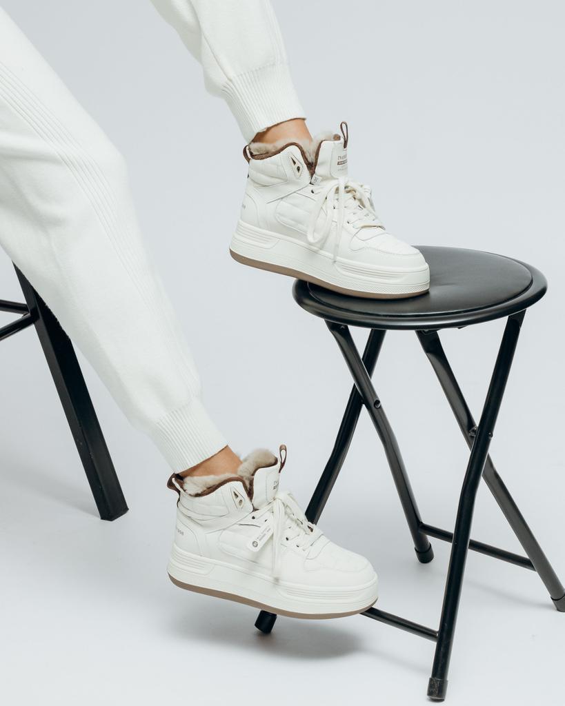 Winter Boots On the Platform Prima D'arte 9521 36 Milk Leather