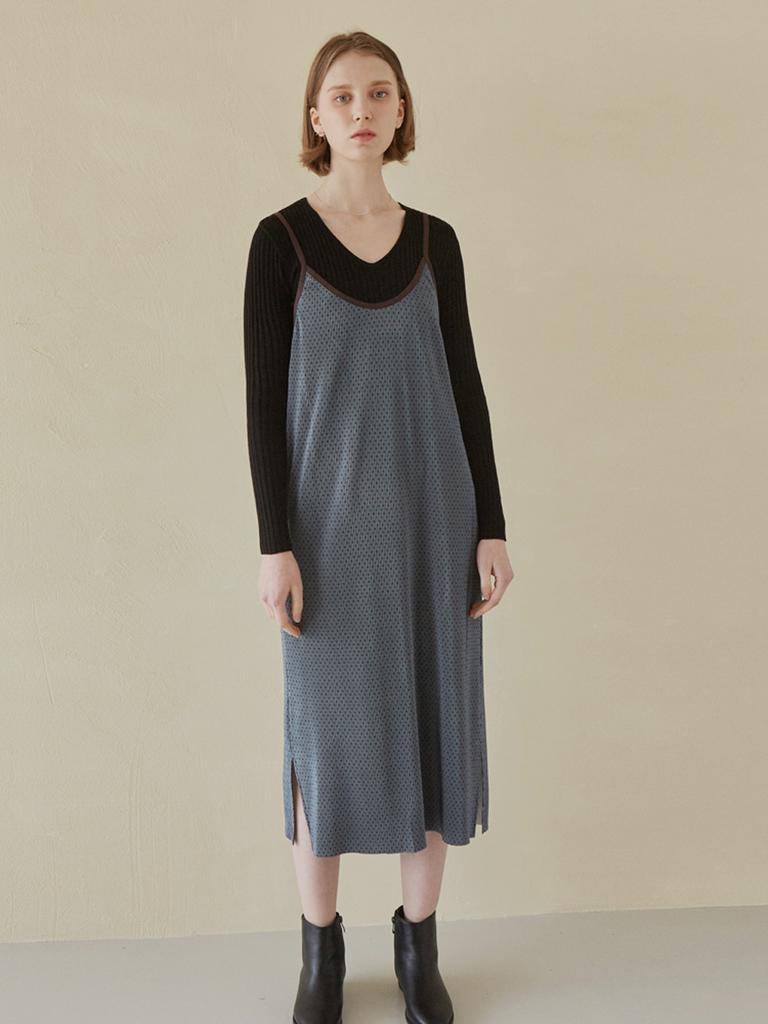 AVANT-G Daily V-Neck Knit Pullover - Black