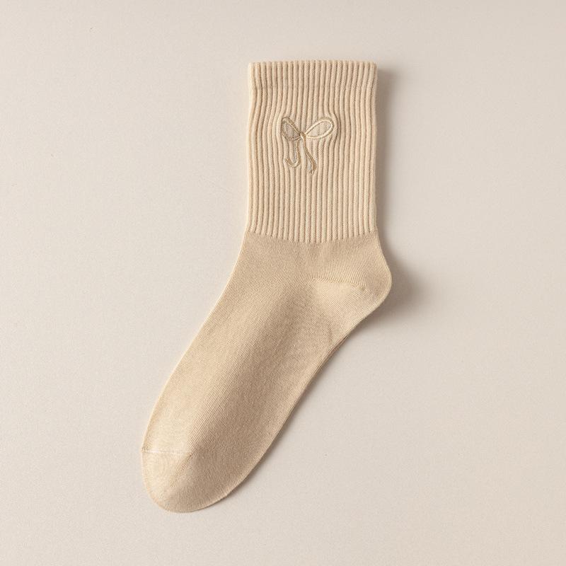 5/10 Pairs Comfortable Casual Embroidered Bow Socks for Women Solid Color Moisture Wicking Breathable Mid Calf Socks Spring Autumn Long Cotton Socks