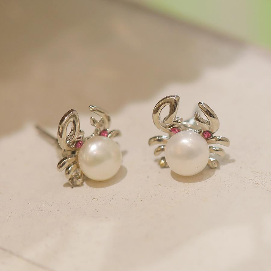 Pearl Crab Stud Earrings - European & American Fashion Jewelry
