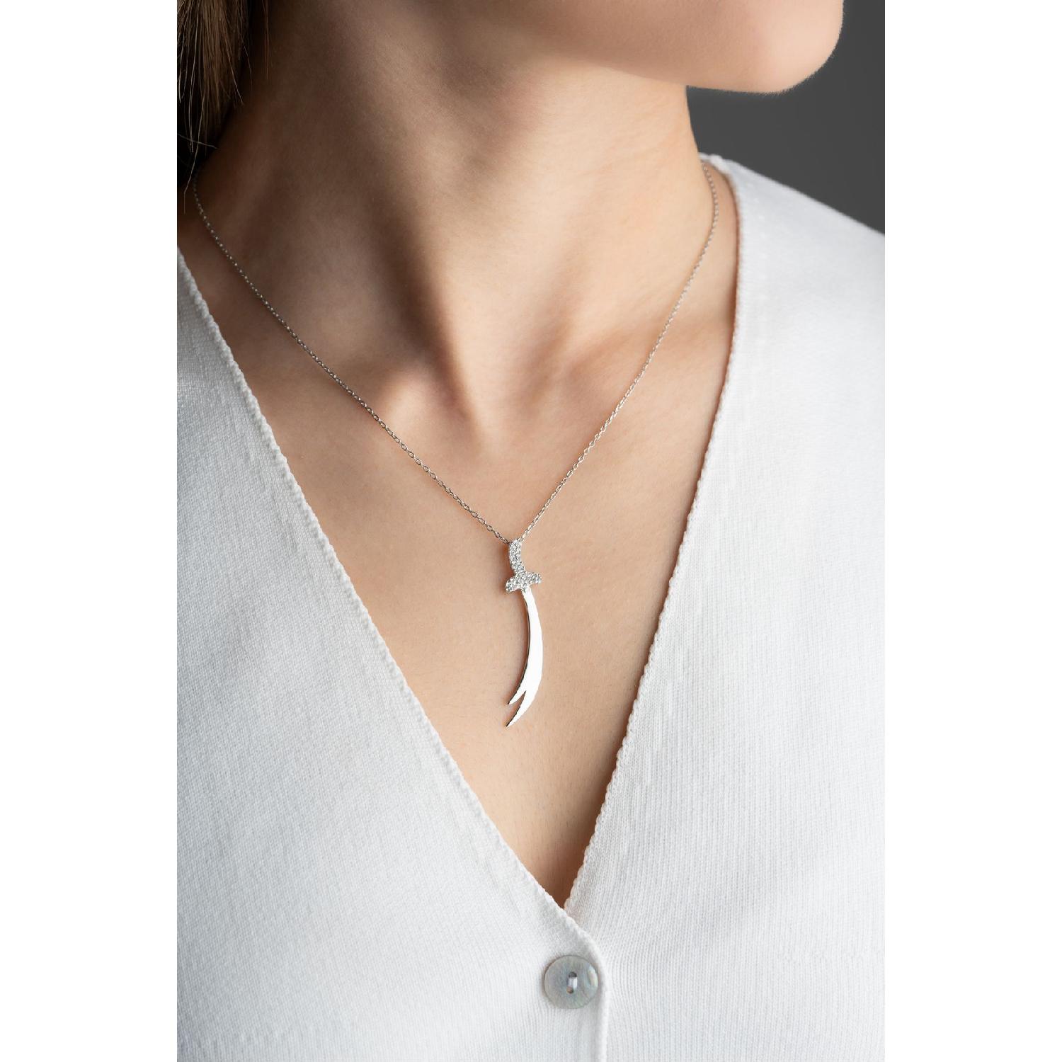 

Ожерелье из стерлингового серебра 925 пробы с камнем-мечом Зульфукар серебряный