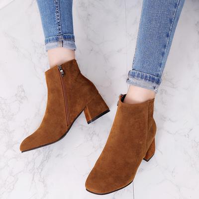 Botas de tobillo para mujer, moda, punta estrecha, terciopelo mate, cremallera lateral con tacón grueso, tacón medio, talla grande
