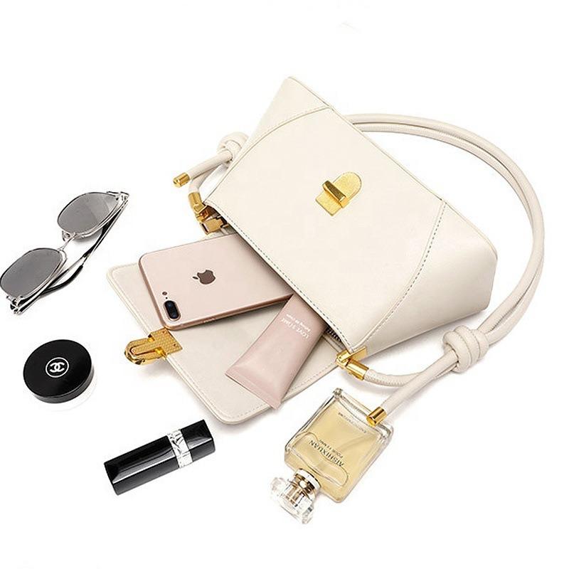 Retro women's bag generation winter new shoulder armpit bag real cowhide niche baguette bag