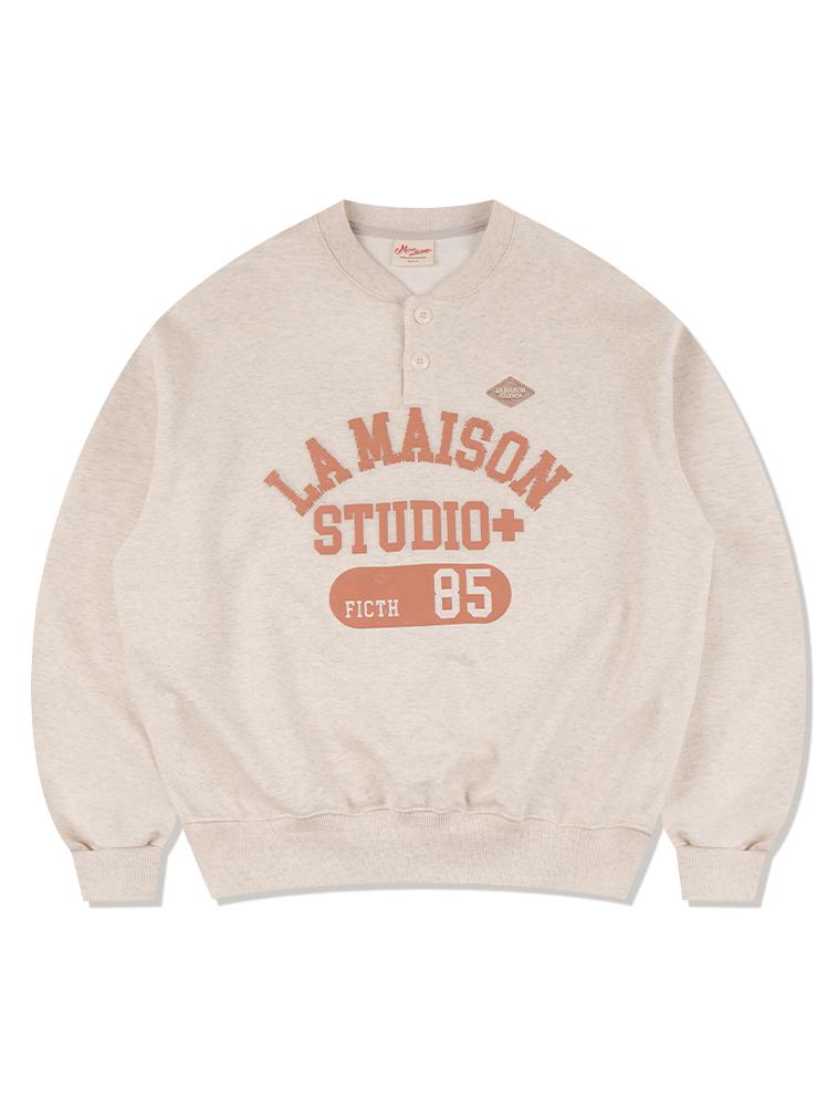 LA MAISON STUDIO La Maison Essential Crop Henley Neck Oatmeal(Fcg1Ts682M)