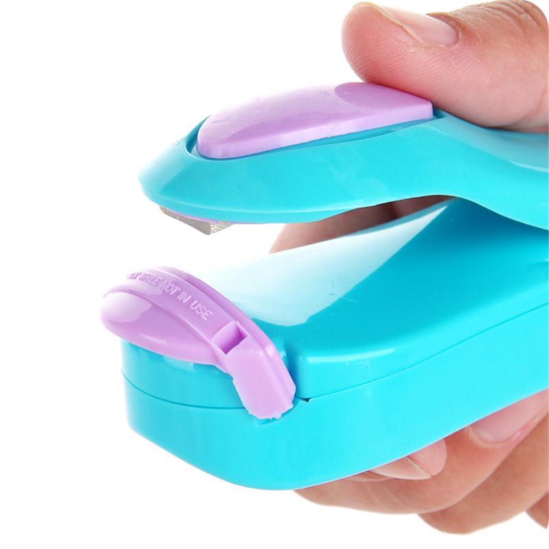 Portable Handheld Mini Electric Heat Sealing Machine Impulse Sealer Seal Packing Plastic Bag Clip