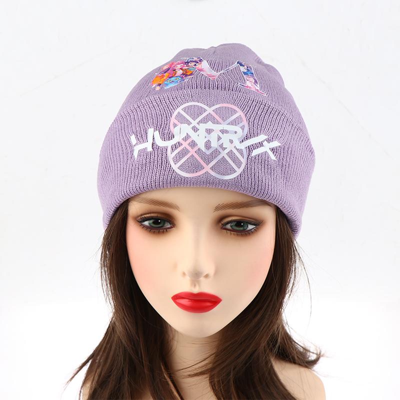 K Pop Demon Hunters Flickor Stickade Mössor Tecknade Bokstäver Barn Mössa Vinter Söt Varm Mössa Anime Barn Födelsedagspresenter