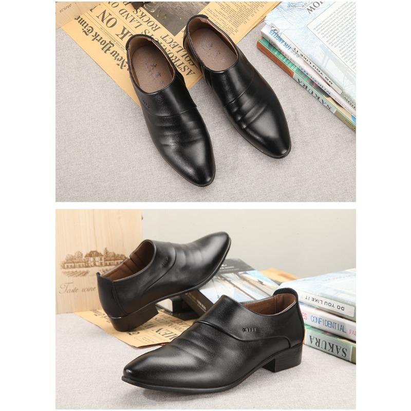 Fashion 2024 Classic Men Dress Shoes Slip On Leather Shoes for Men Plus Size Point Toe Business Casual Men Formal Shoes for Wedding