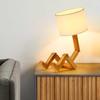 Massivt trä Robot Creative Skrivbordslampa Sovrumslampa