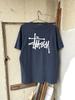 Vintage Y2K Stussy Großes Logo verblasstes Marineblau T-Shirt Größe L Unisex T-Shirt