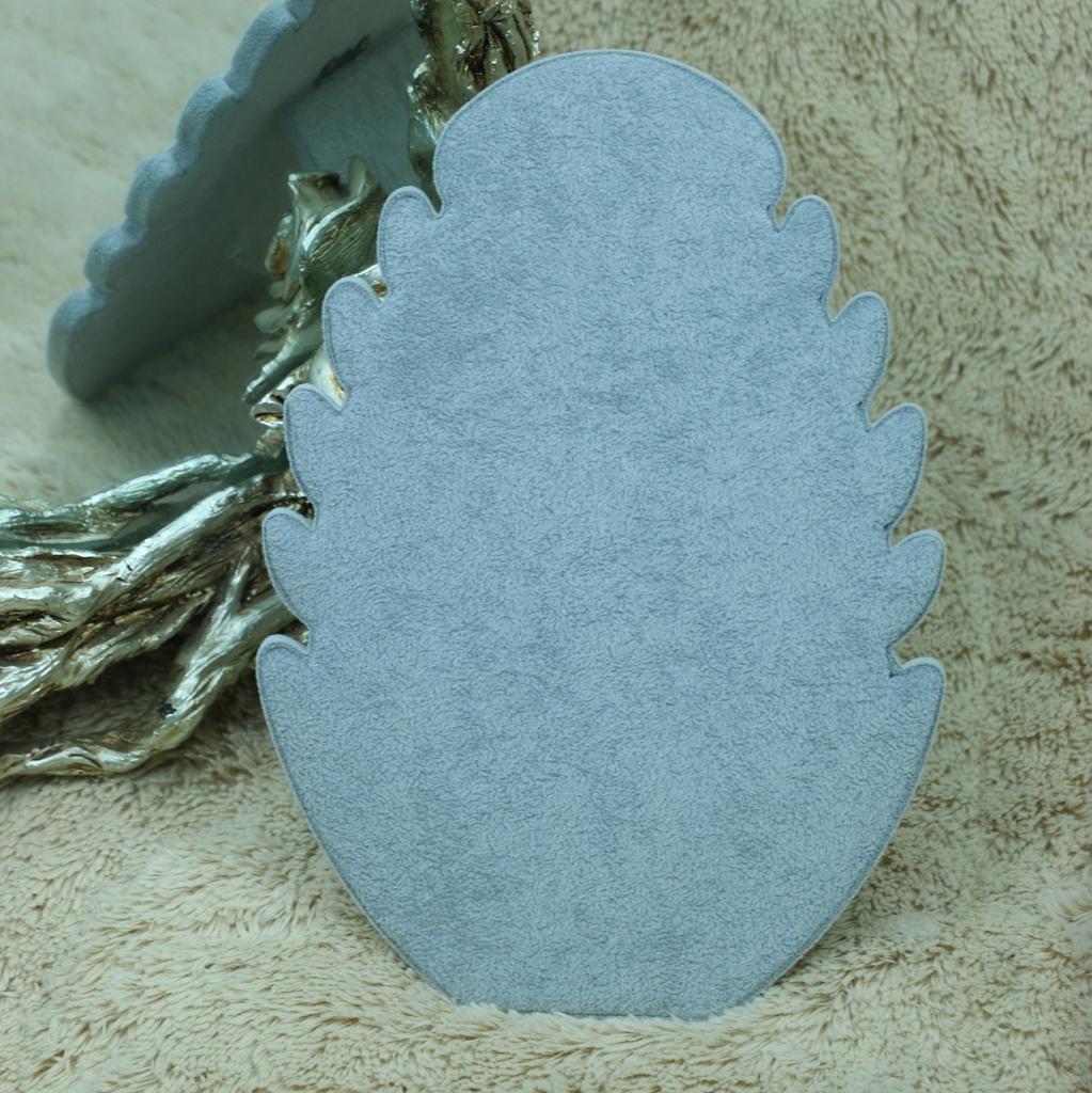 1 piece, flame plate necklace display stand, suitable for storing and organizing necklaces, bracelets and other jewelry.