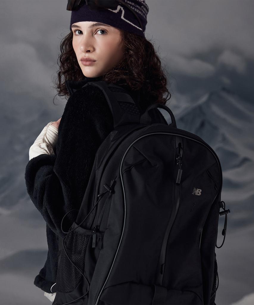 New Balance Nbgcgss107 / Trail Lining Backpack (Black)