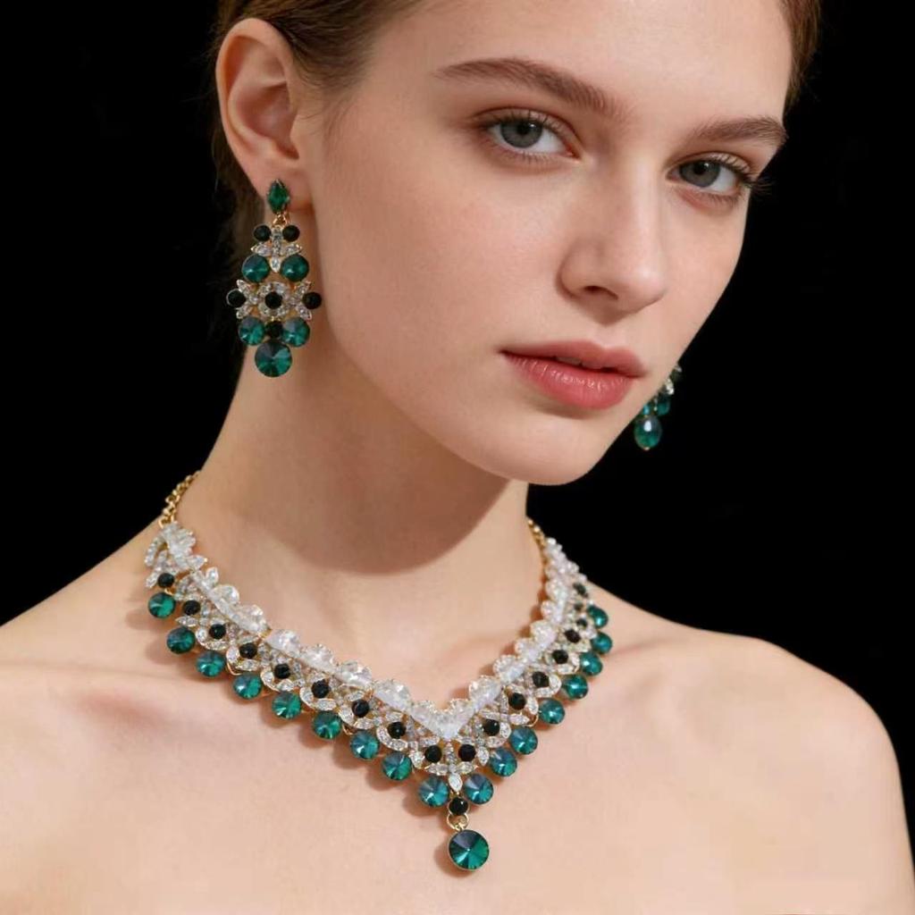 Set di Collana e Orecchini da Sposa con Strass di Lusso - Design Europeo e Americano