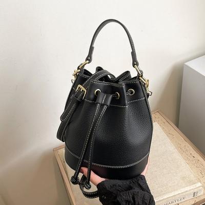 Popular Niche Design Bags for Women This Year 2026 New Fashiable and Versatile Crossbody Bags, Commuting Hand-held Bucket Bags