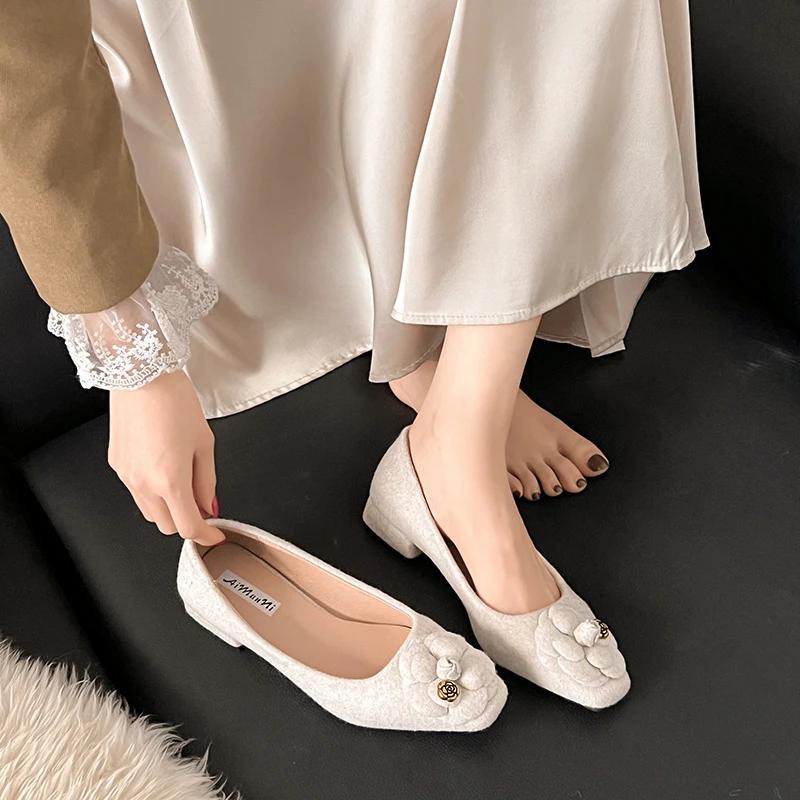 Flower Designer Classic Mary Jane Shoes Women New Retro Low Heel Dress Shoes Square Toe Comfy Elegant Pumps Women Zapatos Mujer