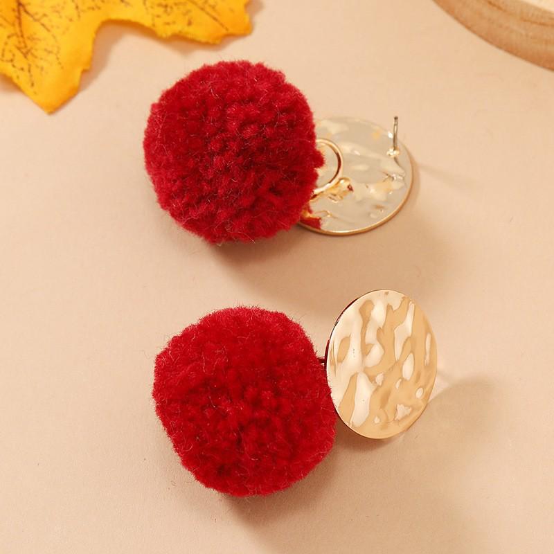 Korean-Style Elegant Fluffy Pom-Pom Earrings: Autumn/Winter Fashion Niche Design