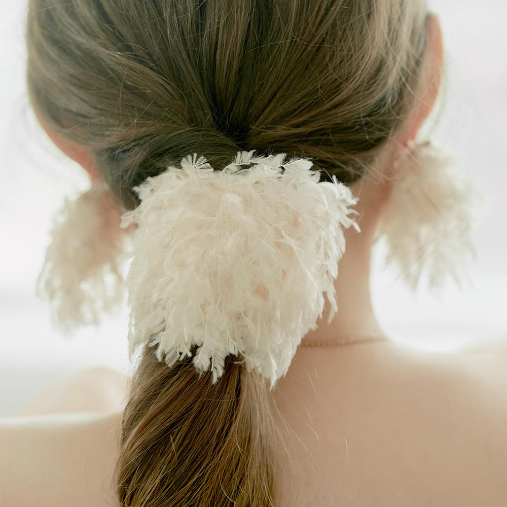 Besty Featherique Hair Cuff