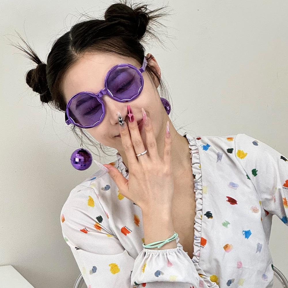 Personalisierte Cartoon-Sonnenbrillen für Abschluss- und Geburtstagsfeiern